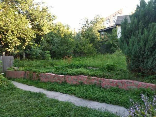 Куренiвський Двiр Kyiv Exterior photo